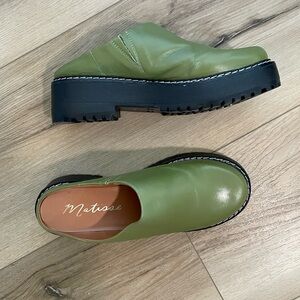 Matisse Women's Olive Green Platform Mules